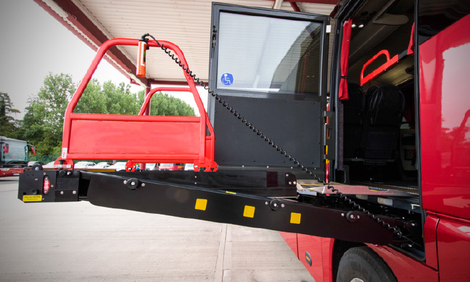 Compact Wheelchair Ski-locker